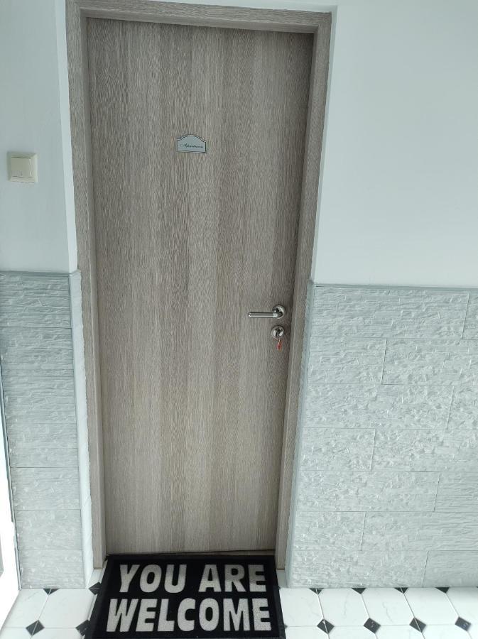 Happy Apartment كارلوفاتش المظهر الخارجي الصورة
